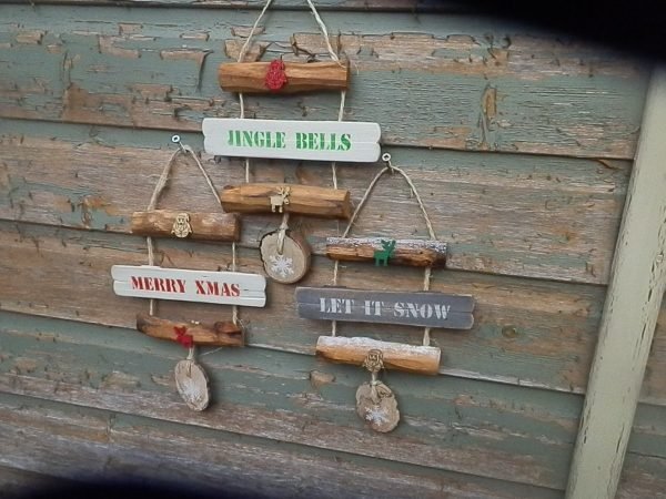 Handmade shabby chic xmas signs x 3 - Image 2