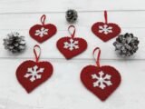 Heart Christmas tree decorations. Felt hearts. Pocket hugs. Set of 10.