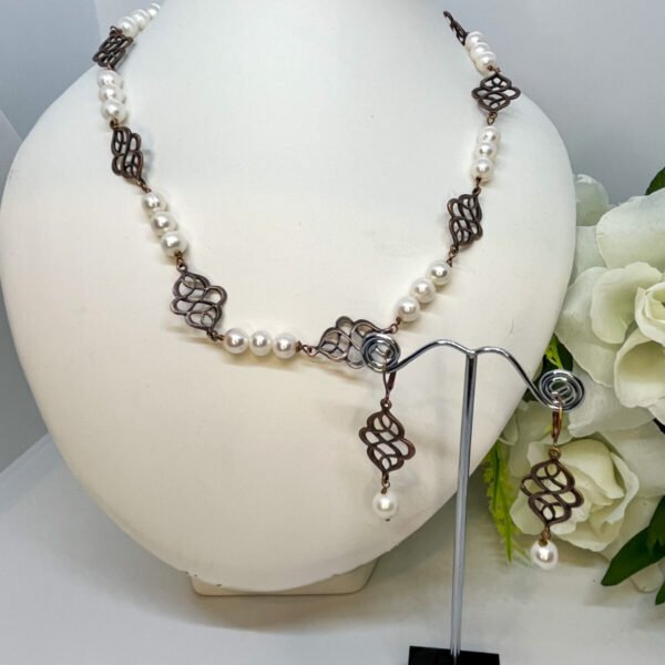 Freshwater Pearl Necklace Set