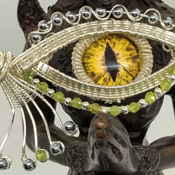 The Dragon's Eye Jewellery Brooch - Image 2